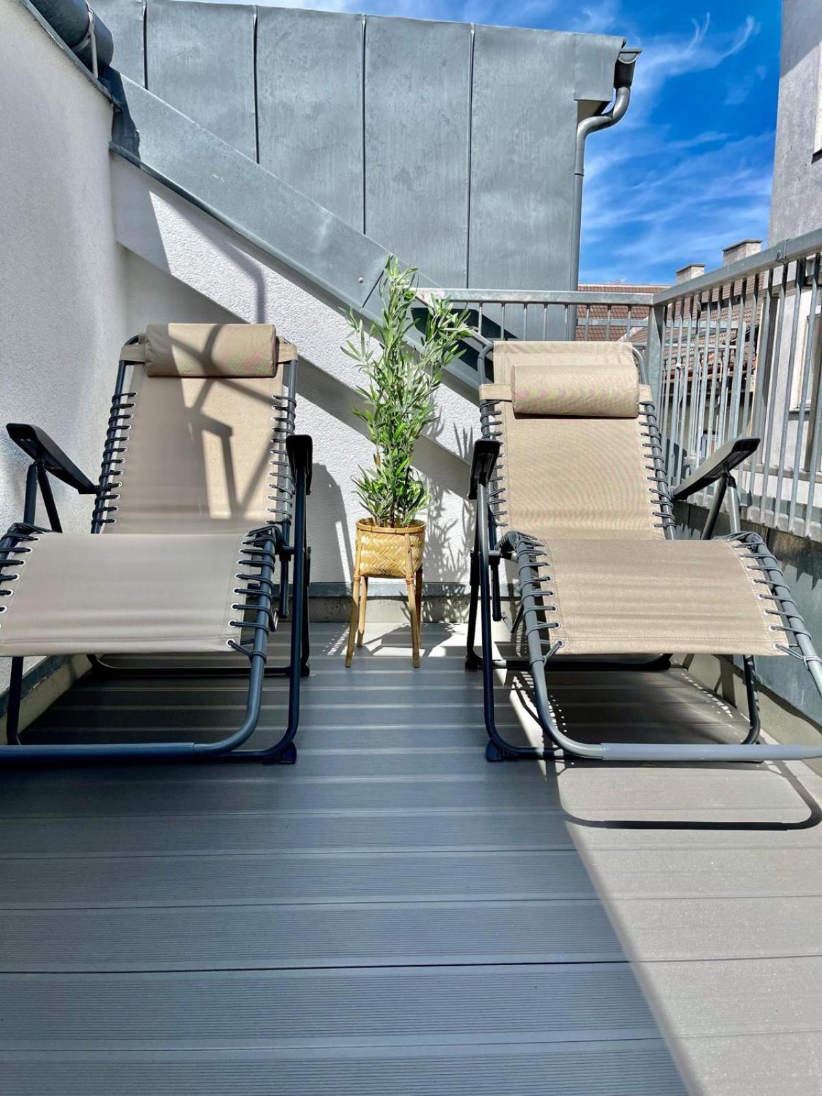 Appartement With Balcony Near Augarten Vienne